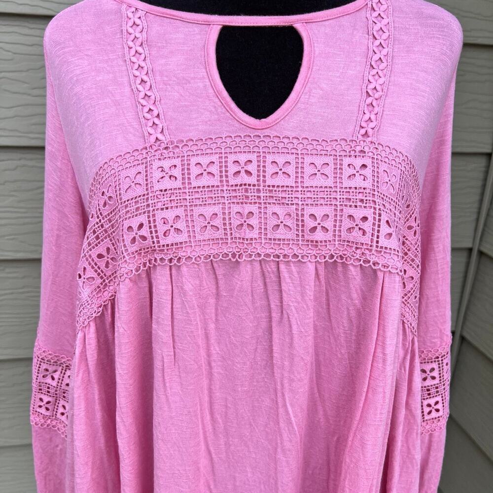 Suzane Betro women's size XL, stretch lace long sleeve pink top